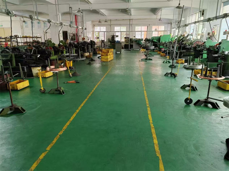 Dây chuyền sản xuất đinh tán trong Nuote Metal