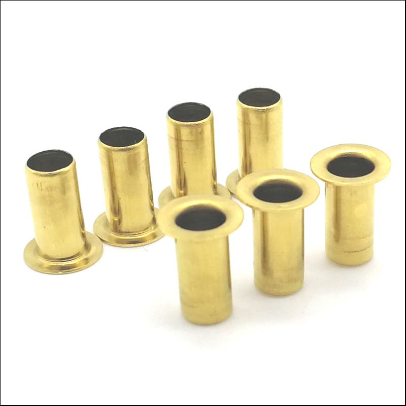 Một cái nhìn cận cảnh hơn về lỗ gắn