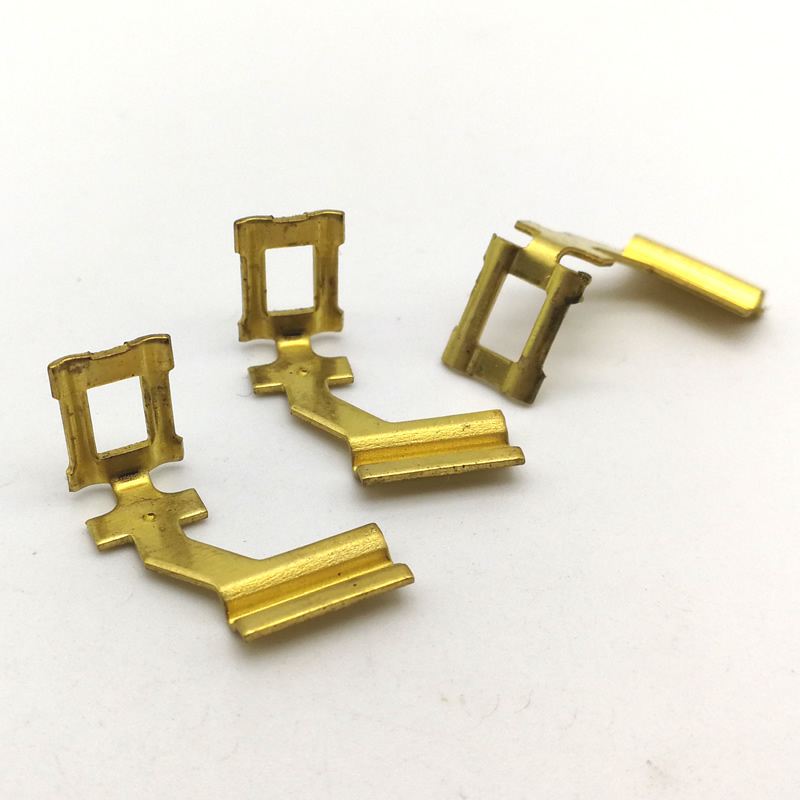 Bộ phận dập chính xác: Những cân nhắc và lợi ích chính cho nhu cầu sản xuất của bạn