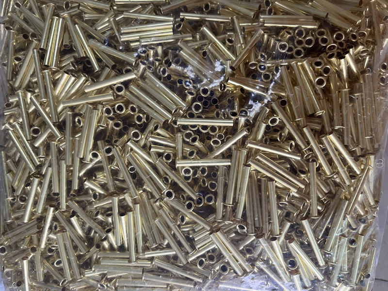 Nuote Metals vận chuyển đinh tán hình ống bằng đồng thau đến Đức - Dành cho các khớp nối trục của chân máy, đã được thử nghiệm chu kỳ hơn 40.000