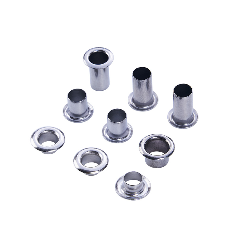 Bạn nên chọn khoen thép không gỉ 304 hay 316 cho ứng dụng của mình?